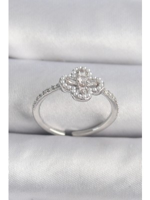 Shopwave Pirinç Gümüş Renk Zirkon Taşlı Yonca Model Inci Detay Kadın Yüzük