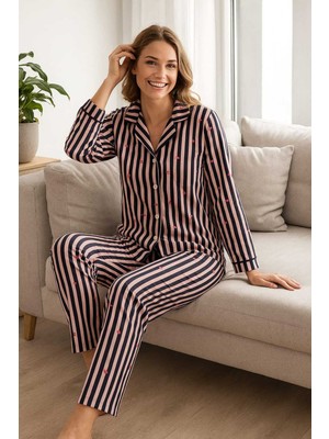 Tenra Kadın Pijama Takımı Boydan Düğmeli Süet Kalp Desenli
