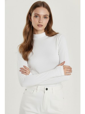 Fantastik Store Bisiklet Yaka Parmak Geçmeli Viskon Body - Beyaz