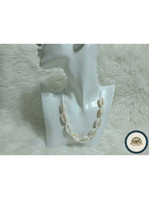 Deniz Kabuğu Modelli Kolye