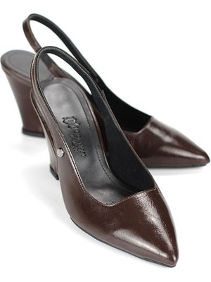 Gökhan Talay Agape  Esnek Yumuşak Kaymaz Taban (8cm) Kahverengi Rugan  Açık Lastikli Kadın Dolgu Topuklu Ayakkabı