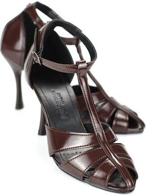 Gökhan Talay Princess Kadın Klasik Topuklu Ayakkabı Kahverengi Rugan