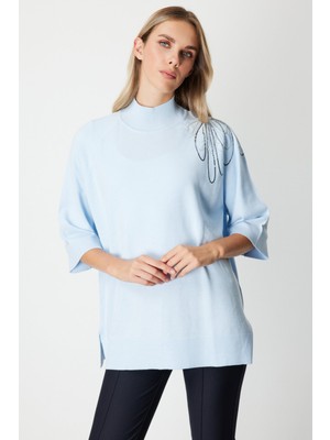 On Omzu Zincir Işlemeli Triko Kazak On