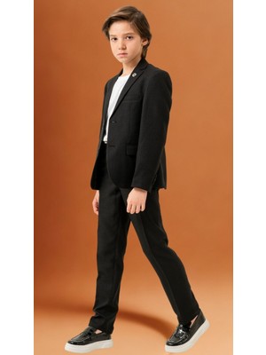 Keten Jogger Erkek Çocuk Takım Elbise – Ceketli Pantolonlu Tişörtlü Yaka Broşlu 4’lü Set