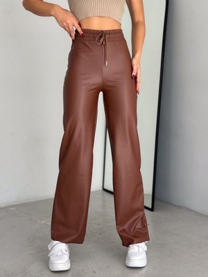 Beruflic Yüksek Bel Geniş Paça Içi Şardonlu Deri Pantolon.