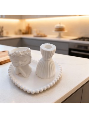 Ftrk Store Vanilya Kokulu Heykel Mum ve Elbise Formlu Mum Seti – Tabak Dahil