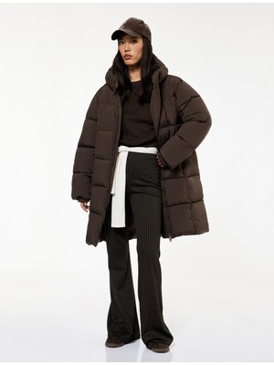 Koton Uzun Kollu Cepli Fermuarlı Kapitone Anorak Kapüşonlu Uzun Şişme Mont