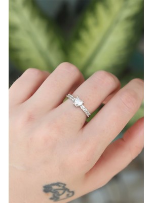 Novytech Pirinç Gümüş Renk Ayarlanabilir Zirkon Taşlı Kalp Yüzük - Lisinya