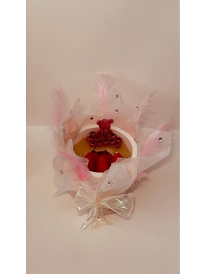 Strawberry Teddy Bouquet Candle