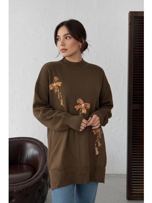 Newco Çiçek Taş Işlemeli Uzun Kollu Triko Tunik Zarif ve Konforlu Günlük Kombinlere Uygun - Kahverengi
