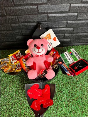 Özbience Pembe Ayıcıklı Kolyeli Çikolata Dolu Eğlenceli Hediye Kutusu