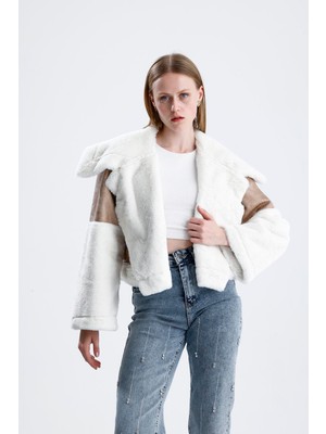 Velizade Beyaz Peluş Detaylı Kahverengi Süet Görünümlü Eskitme Biker Mont Kışlık Crop Kesim Kürk Yakalı Ceket
