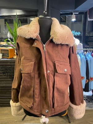 Kadın Yakası Içi Kürklü Cepli Uzun Kollu Mont Kaban