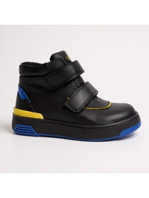 Tekiner Hakiki Deri Ortopedik Bot Siyah Renk Düz Topuklu Bantlı Bağlama ile Rahat Kullanım