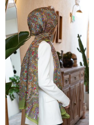 Vissona 100% Ipek Etro Desenli Fıstık Yeşili - Kırmızı Renkli 92X210 Şal