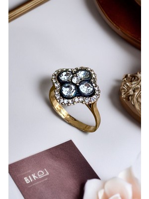 Fayra Accessories Kristal Taşlı Yonca Figür Yüzük