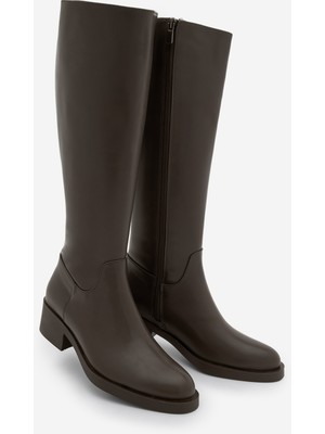 Marjin Kadın Dizaltı Fermuarlı Klasik Topuklu Çizme Lunces Kahve
