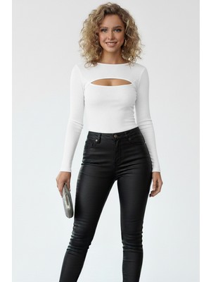 Swalora Göğüs Dekolteli Uzun Kollu Bluz