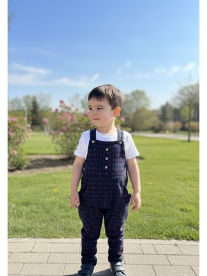 Meyica Erkek Çocuk Kare Desenli Askılı Tulum – Yumuşak Kumaşlı, Şık ve Rahat Tasarım