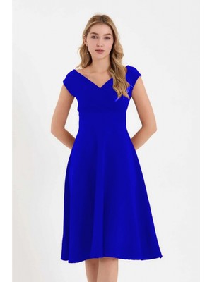 Cottonlab Kadın Kısa Kollu Kruvaze Yaka Eteği Volanlı Krep Elbise