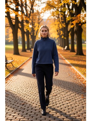 Benerly Kadın Dik Yaka Düşük Kol Fermuarlı Regular Kalıp Örme Sweatshirt Fonksiyonel Dayanıklı Şık