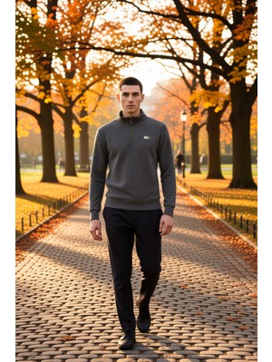 Benerly Erkek Dik Yaka Standart Kol Düz Desenli Regular Kalıp Sweatshirt Fonksiyonel Dayanıklı Şık