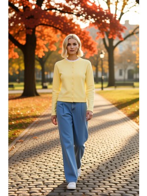 Benerly Kadın Bisiklet Yaka Standart Kol Düğmeli Regular Kalıp Örme Üst Fonksiyonel Dayanıklı Spor