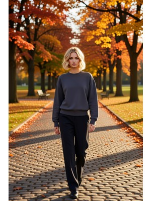 Benerly Kadın Bisiklet Yaka Düşük Kol Uzun Kollu Regular Kalıp Sweatshirt Fonksiyonel Dayanıklı Şık