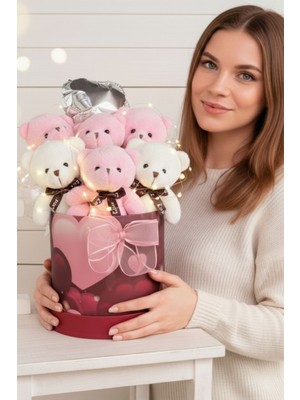 Sole Premium Silindir Kalpli Kırmızı Kutusunda, Kalpli Balonlu LED Işıklı 6’lı Pembe Ayıcık Buketi