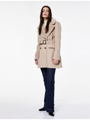 Koton x Şahika Ercümen - Suni Kürk Yaka Kaban Kaşe Kruvaze Kemerli Cepli