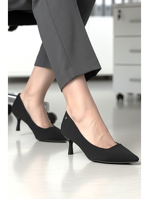 Gökhan Talay Zelia Esnek Yumuşak Kaymaz Taban (4 Cm) Siyah Süet Kadın Topuklu Ayakkabı