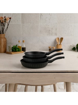 Haschef Yakut Döküm Tava Seti