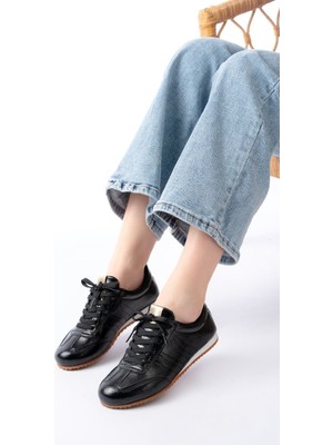 Zerenyus ZRİNM-1009 Premium Siyah Rugan Bağcıklı Kadın Sneaker