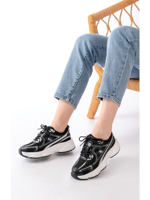 Zerenyus ZRİNF-329 Premium Siyah Günlük Bağcıklı Kadın Sneaker