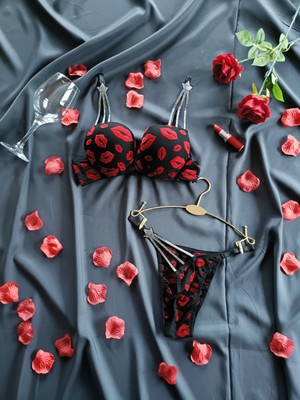 Jupiel Kiss Me Taş Askı Detaylı Dolgulu Sütyen Kadın Fantezi Iç Giyim Tanga Külot Set