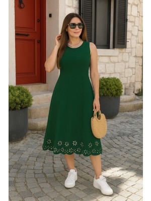 Deridün Yıldız Shoes Kadın Kolsuz Etek Ucu Lazer Kesim Çiçek Desenli Midi Boy Ithal Krep Elbise