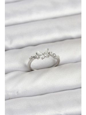 Stillove Kelebek Model Gümüş Renk Pirinç Kadın Yüzük