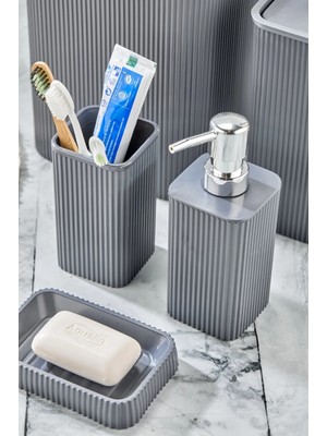 Özbience Şık Antrasit Kare Çizgi Banyo Seti 5'li, Gold Detaylı