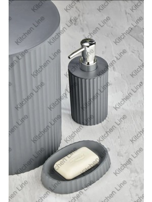 Özbience Çizgili Yuvarlak Model 5 Parça Banyo Seti, Şıklık ve Fonksiyon Bir Arada