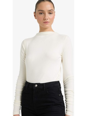 DeFacto Slim Fit Yarım Balıkçı Yaka Ribana Uzun Kollu Tişört G7701AX25WN