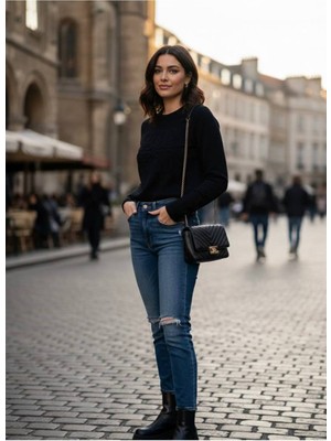 Yusgos Kadın Bisiklet Yaka Çelik Örgü Desen Nakışlı Triko Crop Kazak