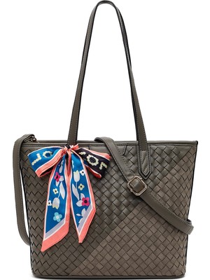 Derimod Kadın Gri Uzun Askılı Aksesuarlı Örgü Omuz Çantası 25WBD266229