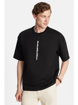 Tudors Erkek Oversize Geniş Kesim Pamuklu Baskılı Bisiklet Yaka Siyah Tişört