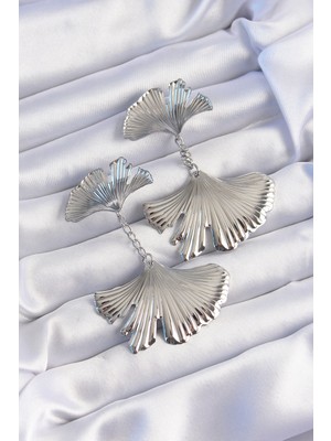 Pirinç Gümüş Renk Tırtıklı Yaprak Model Sallantılı Küpe - Lisinya