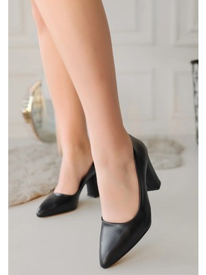 Butik Giort Siyah Cilt Topuklu Ayakkabı