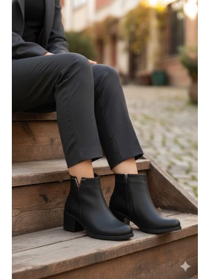 Fort 30542 Rahat Toka Detaylı 5 cm Topuk Yüksekliği Sıcak Astar Kadın Bot