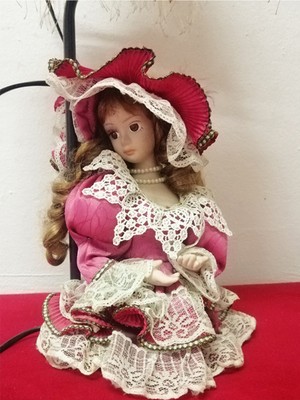 Feyza Design El Yapımı Avrupa Porselen Bebek Gece Lambası, Şık ve Zarif Dekorasyon Parçası