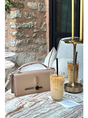 Levidor Vizon Çevirmeli Kilitli Omuz Çantası