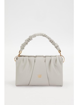 Levidor Büzgü Detaylı Kadın El Çantası – Şık ve Günlük Kullanıma Uygun