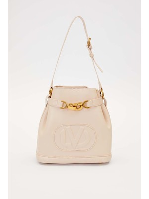 Levidor Şık Büzgü Detaylı Omuz Çantası – Günlük ve Gece Kullanımına Uygun Zarif Model